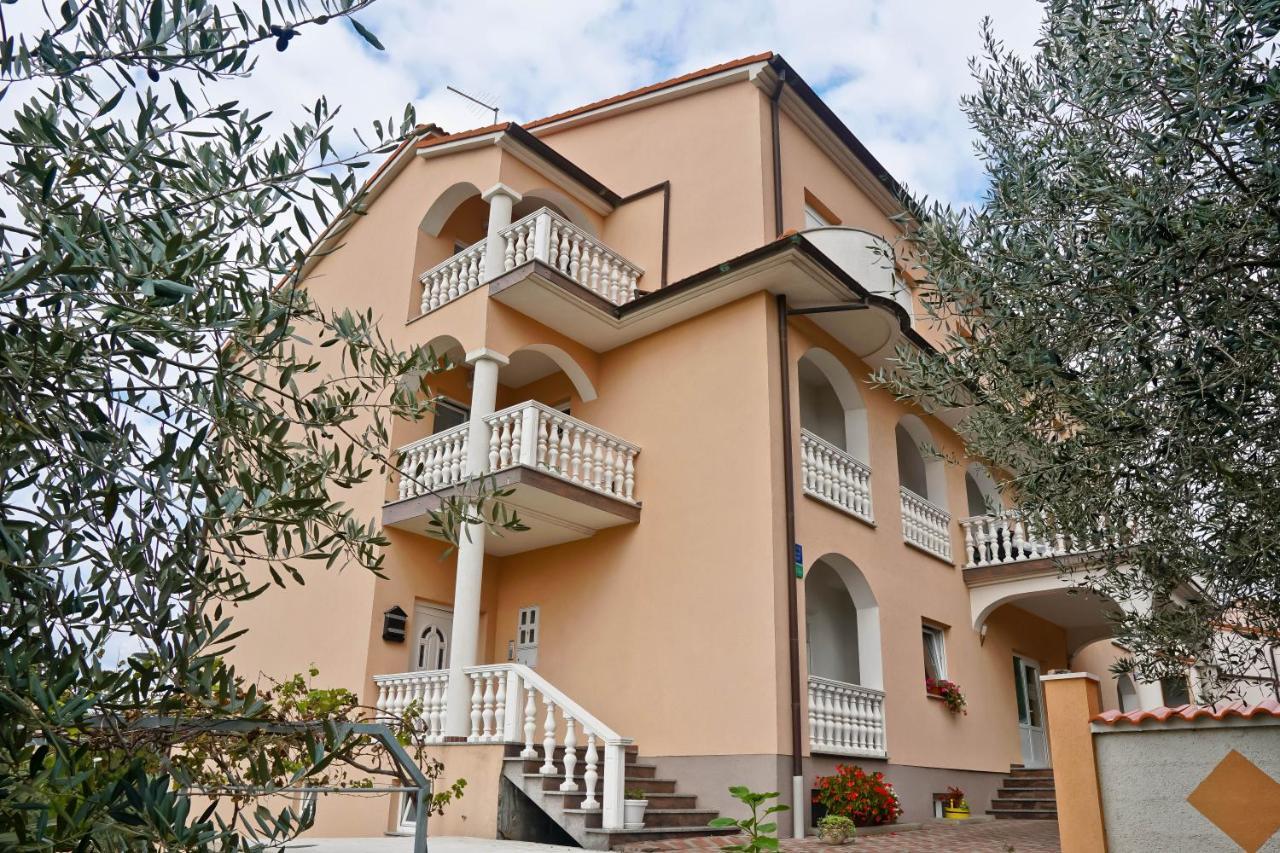 Guest house Veli Vrh