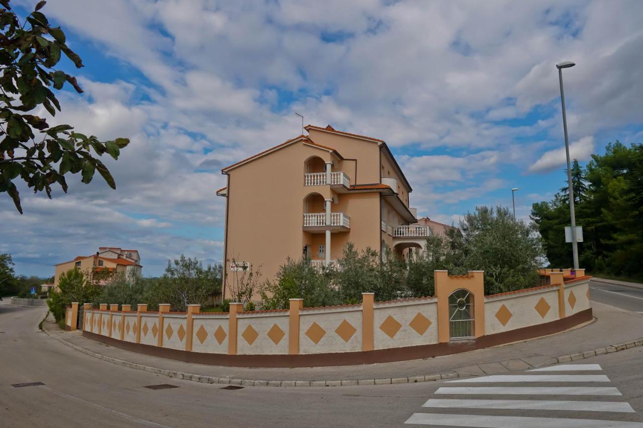 Veli Vrh Guest house Pula
